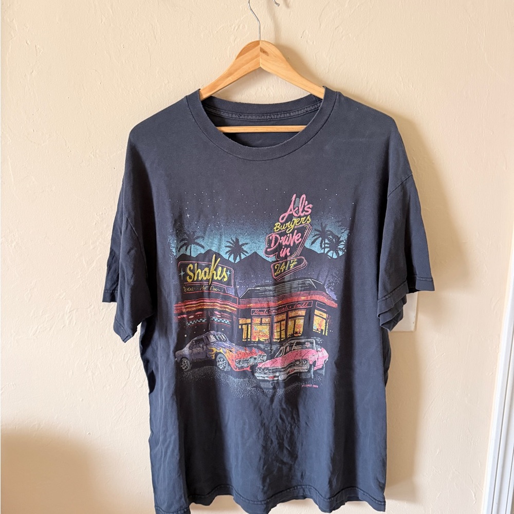 Vintage-Style Men's Black Graphic Tee - Drive-In Scene
